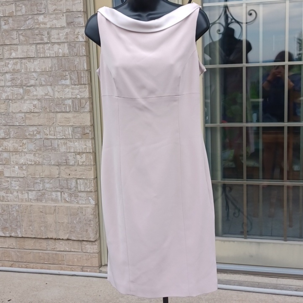 Tahari Satin Trim Champagne Shift Dress, 1960 retro look, back drape, zip, sz 8